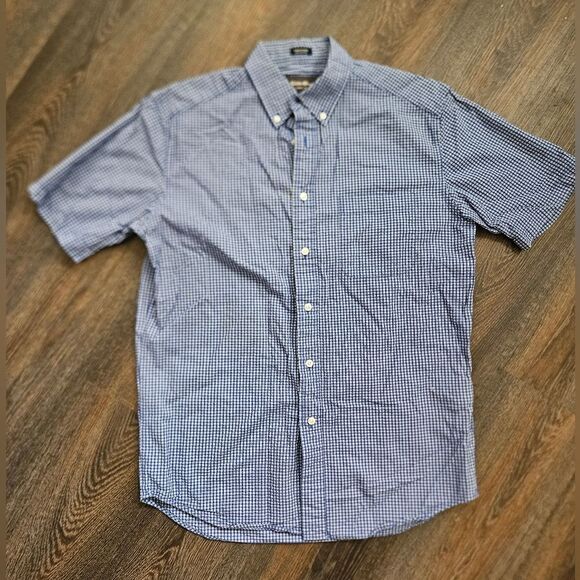 Eddie Bauer Other - Eddie Bauer Shirt Men's Sz Small Textured Seersucker Blue Plaid Short Sleeve EUC